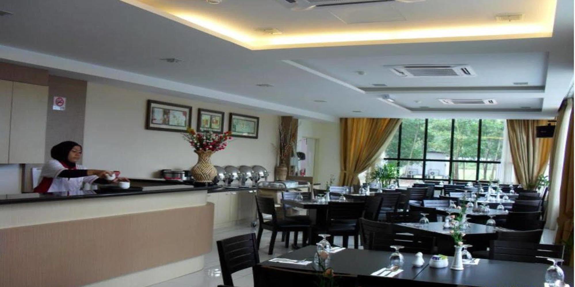 Sutera Hotel Seremban Exterior foto